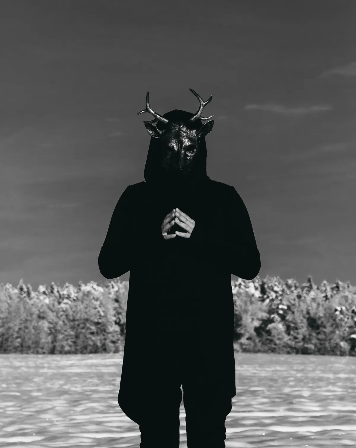 Σατανικοι Στίχοι - Book review cover